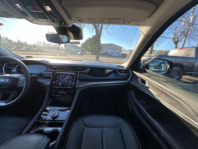 Used 2023 Jeep Grand Cherokee 4WD 4xe image 29