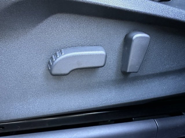 Used 2024 Subaru Ascent Premium w/ Convenience Package image 18