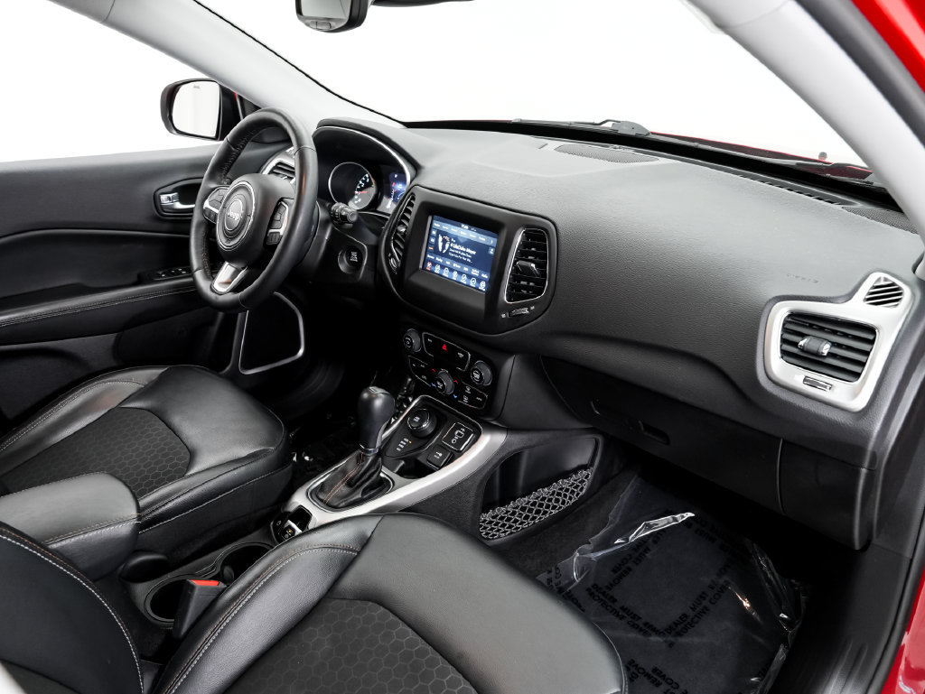 Used 2018 Jeep Compass Latitude w/ Popular Equipment Group AWD/4WD image 20