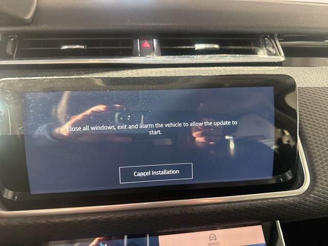 Used 2021 Land Rover Range Rover Velar S AWD/4WD image 39