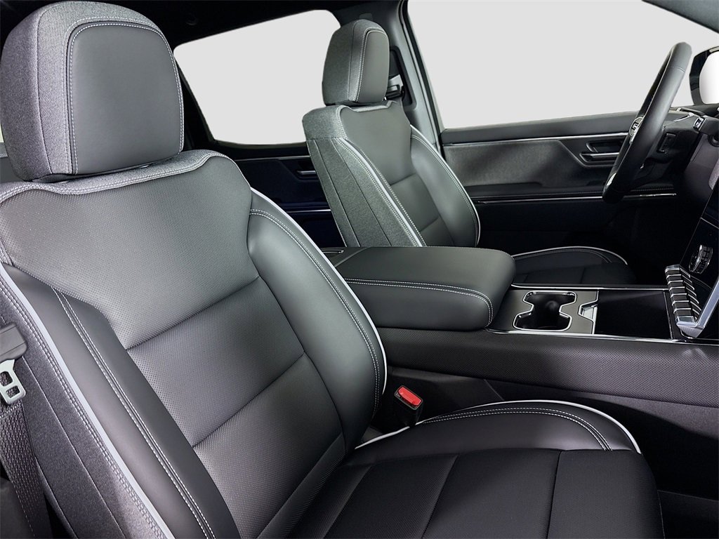 New 2026 GMC Sierra EV Elevation w/ LPO, Elevation Dark Package image 28