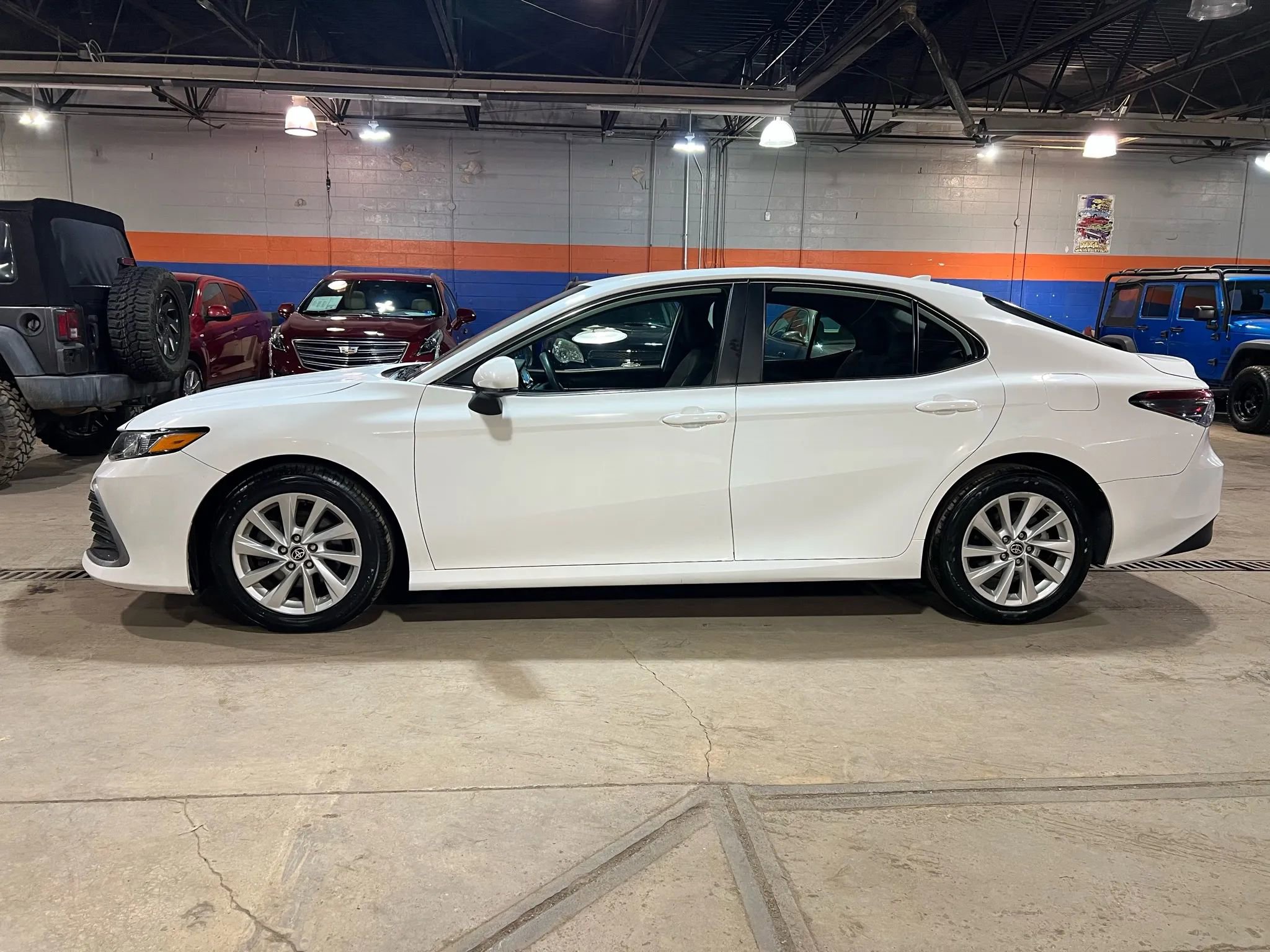 Used 2023 Toyota Camry LE image 6