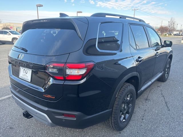 New 2025 Honda Pilot TrailSport image 5
