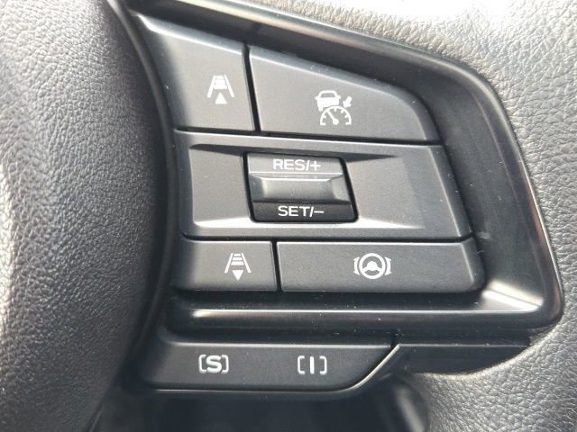 Certified 2025 Subaru Crosstrek 2.0i Premium image 17