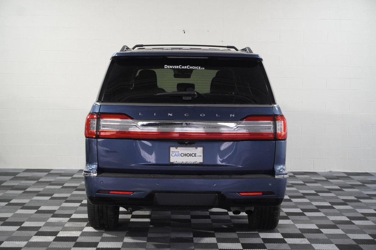 Used 2019 Lincoln Navigator L Reserve w/ Cargo Package AWD/4WD image 4