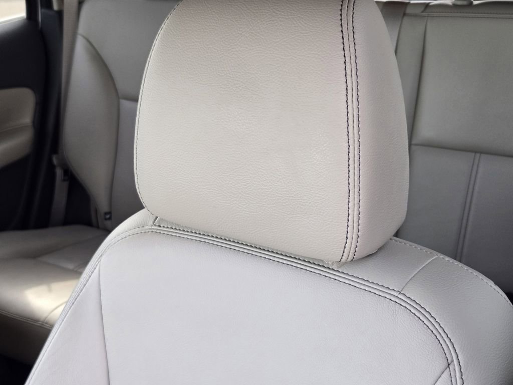 Used 2012 Ford Edge Limited FWD image 14