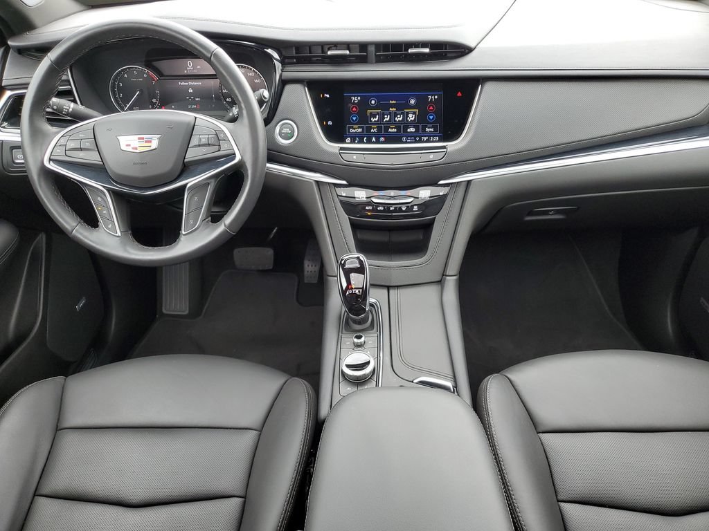 Certified 2024 Cadillac XT5 Premium Luxury FWD image 28