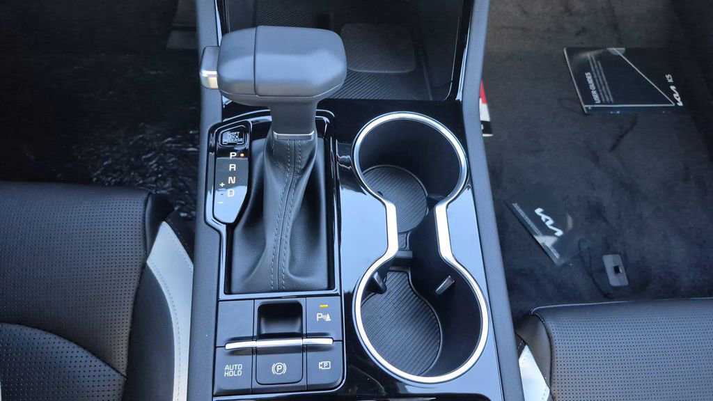 New 2026 Kia K5 GT-Line image 9