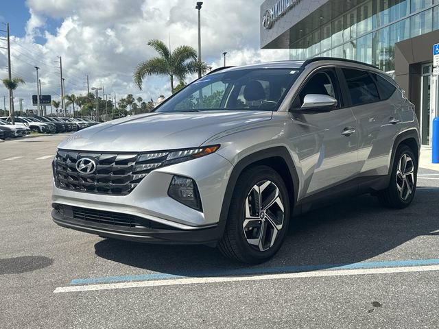 Used 2024 Hyundai Tucson SEL w/ Convenience Package FWD image 2