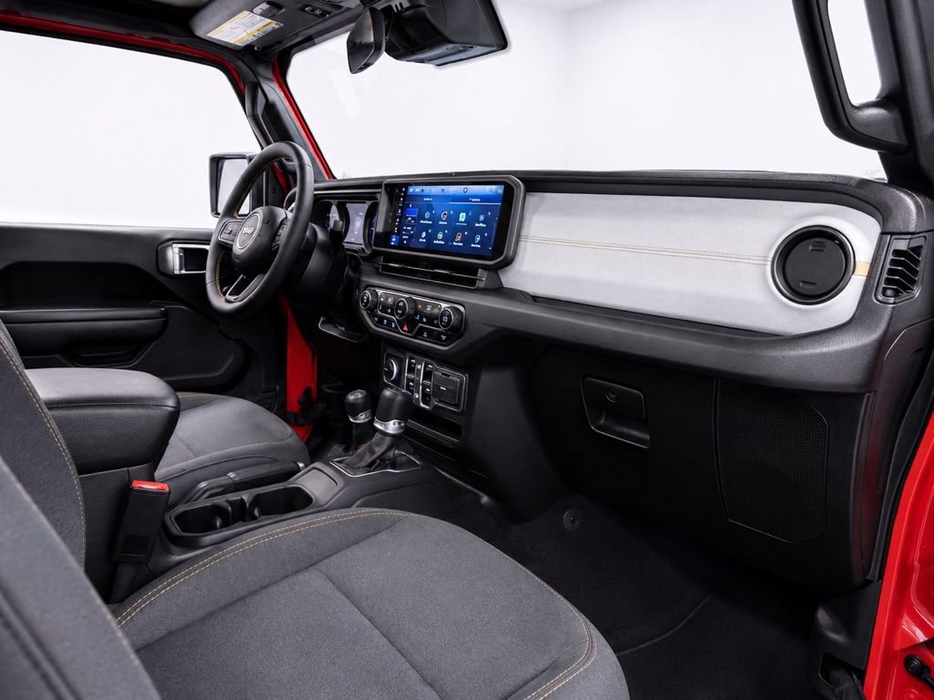 Used 2024 Jeep Wrangler Unlimited w/ Convenience Group AWD/4WD image 14