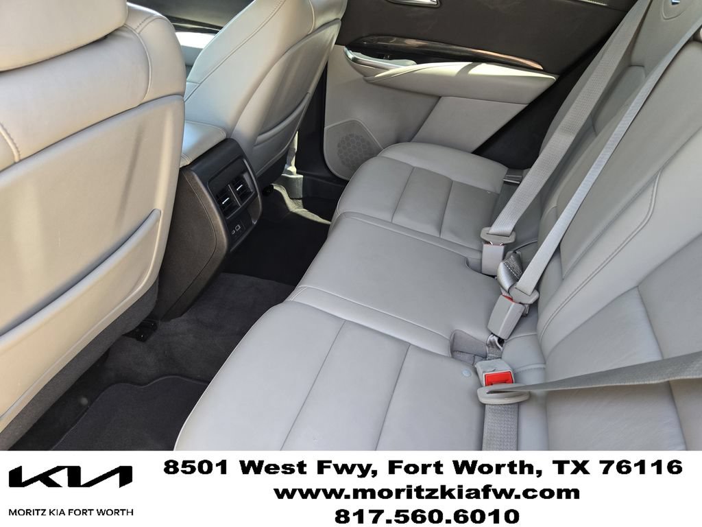 Used 2023 Cadillac XT4 Premium Luxury FWD image 29