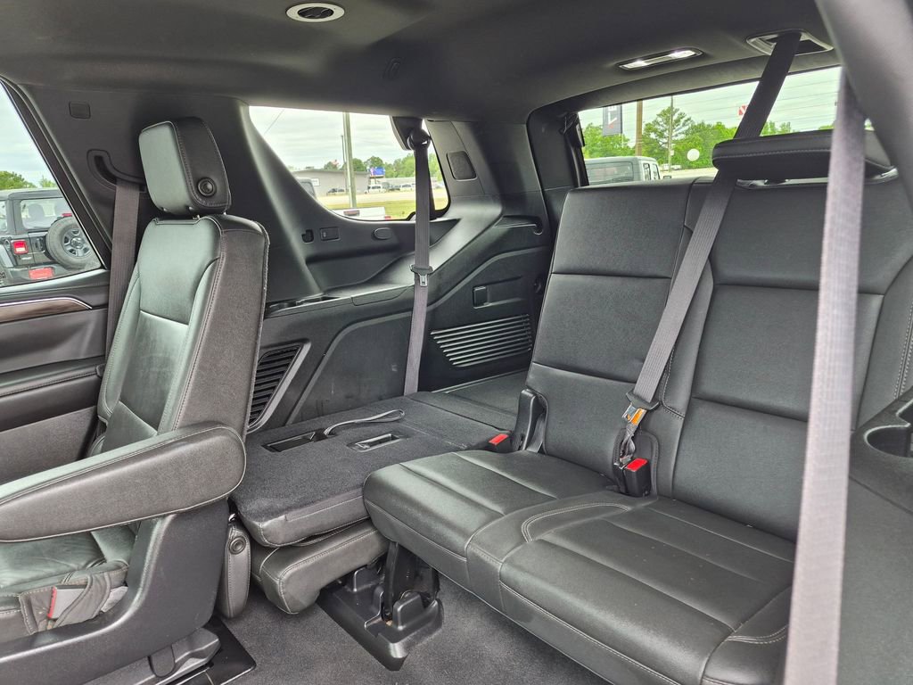 Used 2021 Chevrolet Tahoe Z71 w/ Rear Media and Nav Package AWD/4WD image 32