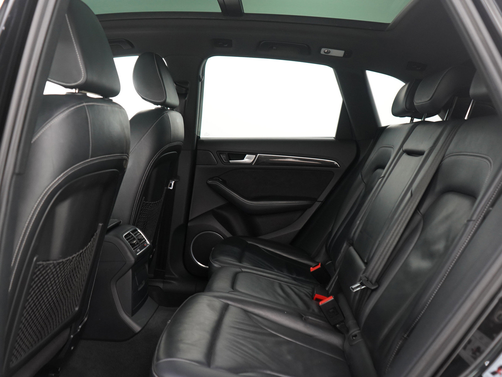 Used 2017 Audi SQ5 Premium Plus w/ Technology Package image 19