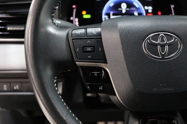 Used 2025 Toyota Camry SE FWD image 22