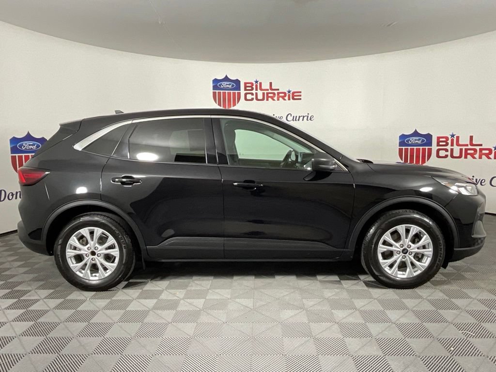 Used 2024 Ford Escape Active FWD image 2
