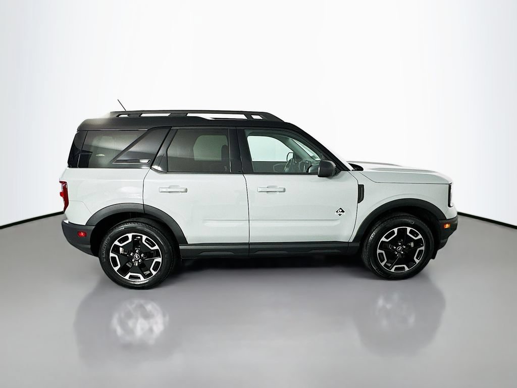 Used 2023 Ford Bronco Sport Outer Banks AWD/4WD image 8