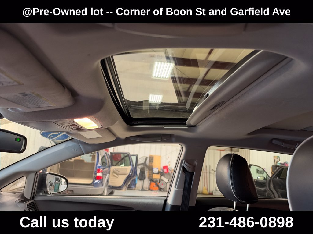 Used 2015 Toyota Venza AWD image 12