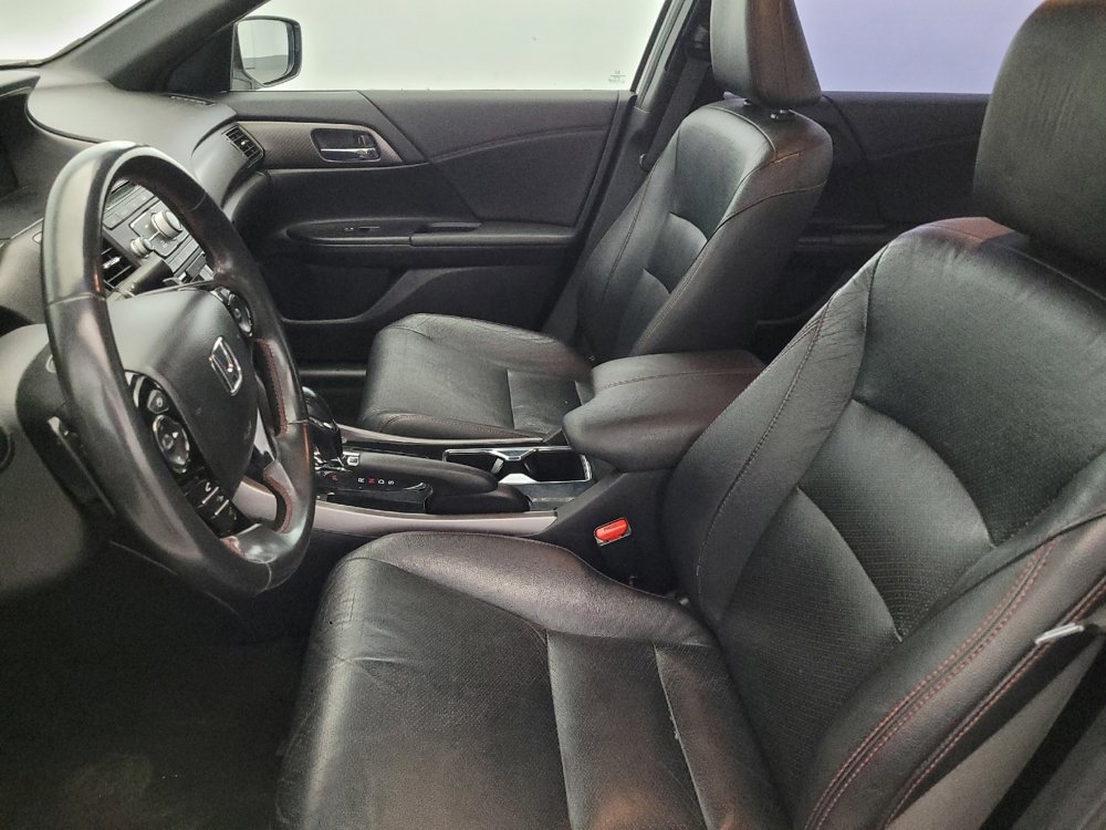 Used 2017 Honda Accord Sport Special Edition image 17