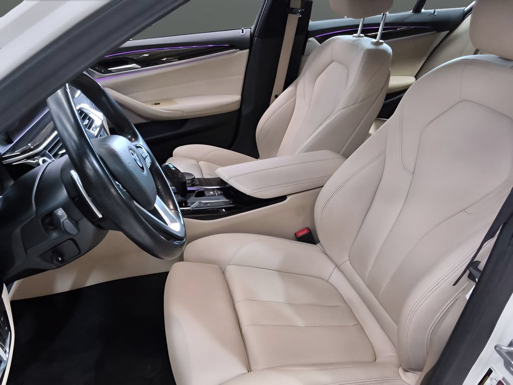 Used 2019 BMW 530e xDrive w/ Convenience Package AWD/4WD image 13