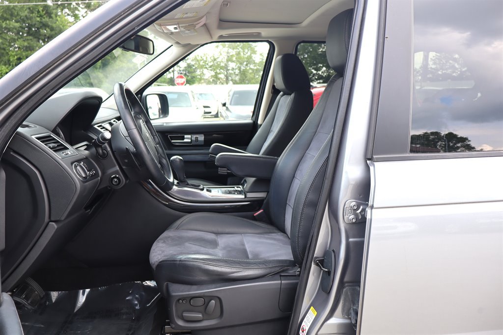 Used 2012 Land Rover Range Rover Sport GT Limited Edition AWD/4WD image 17