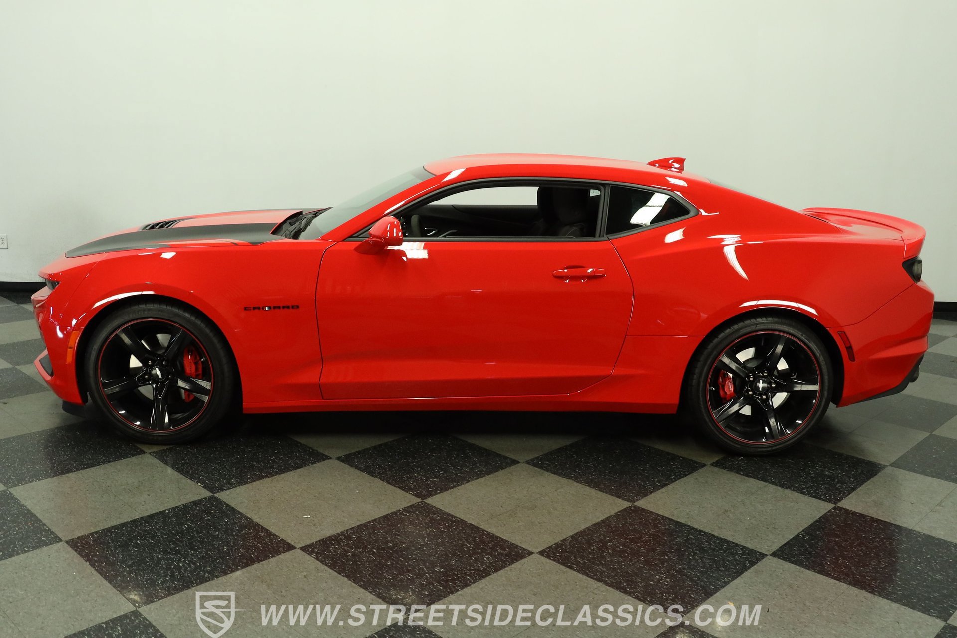 Used 2024 Chevrolet Camaro SS RWD image 2