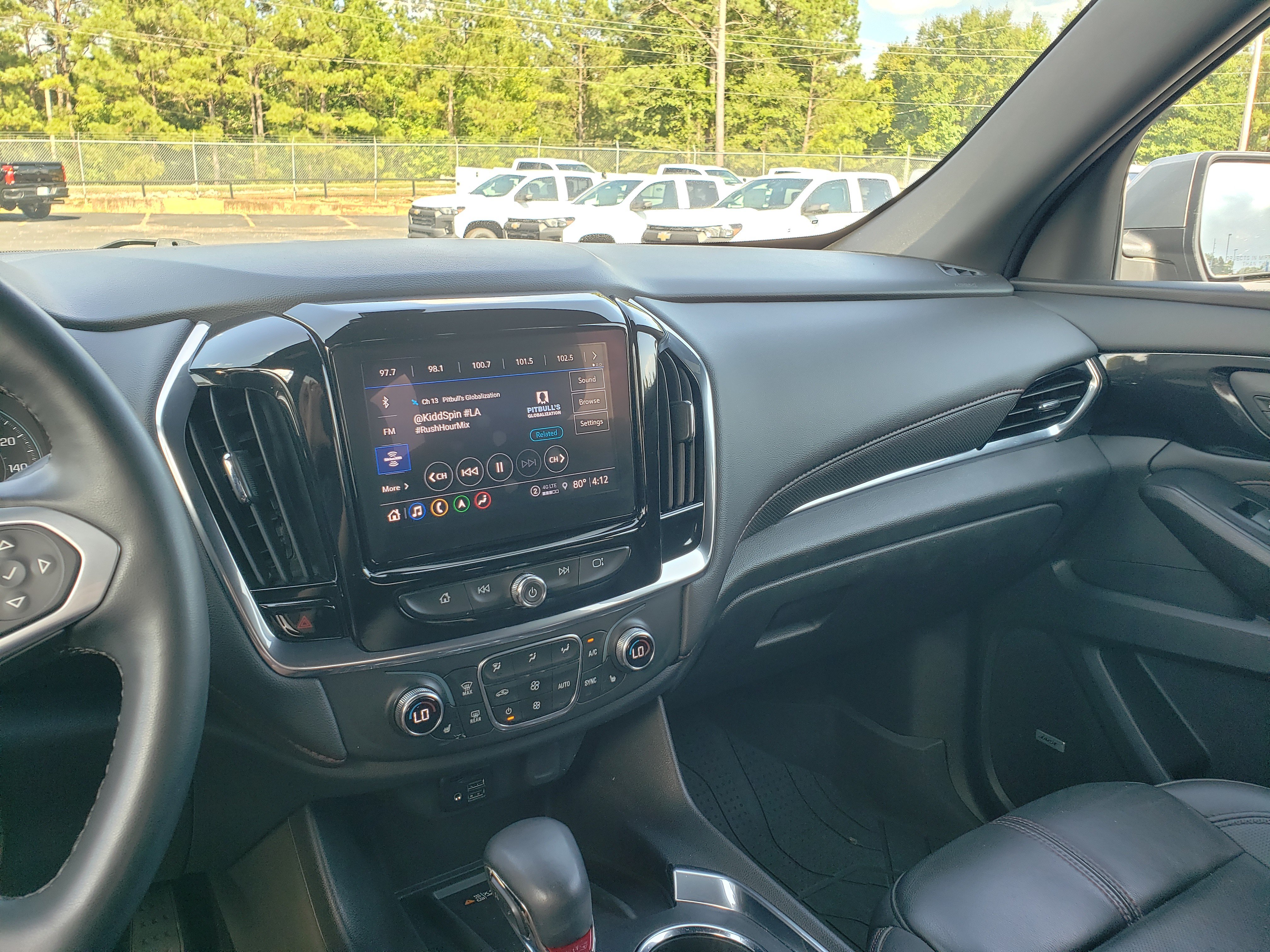 Used 2023 Chevrolet Traverse RS w/ LPO, Floor Liner Package FWD image 23