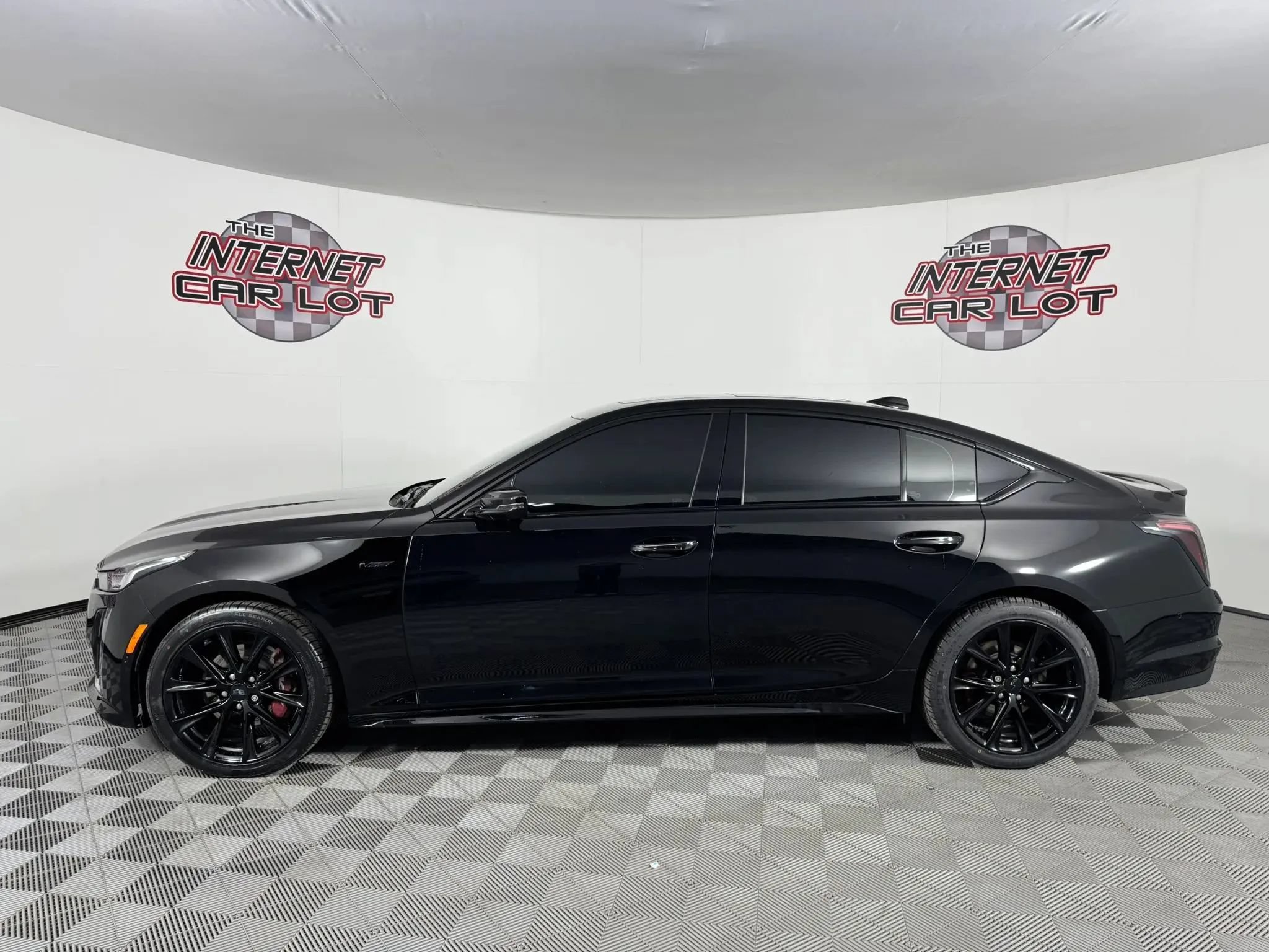 Used 2020 Cadillac CT5 V w/ Platinum Package AWD/4WD image 4