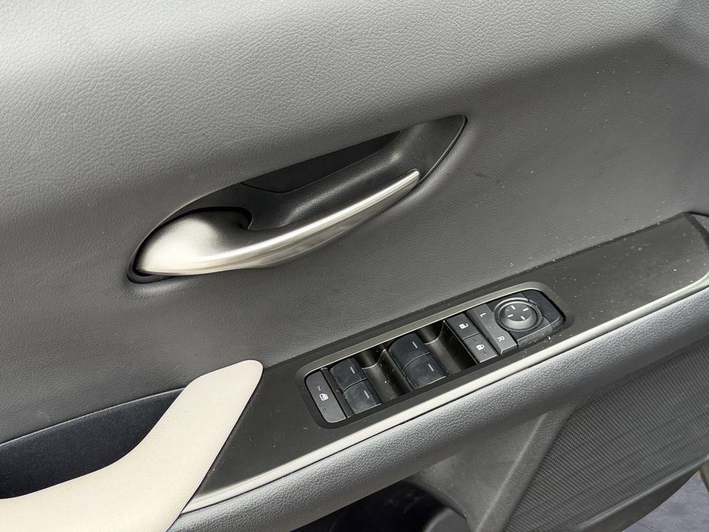 Used 2025 Lexus UX 300h AWD w/ Accessory Package (Z1) image 14