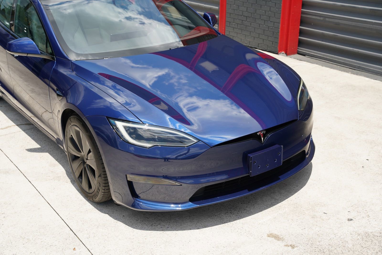 Used 2023 Tesla Model S AWD/4WD image 3
