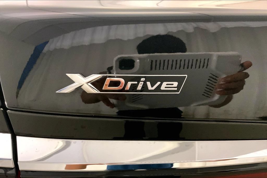 Certified 2023 BMW 760i xDrive w/ Executive Package AWD/4WD image 29