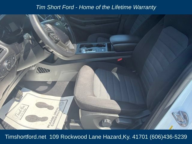 Used 2022 Ford Edge SE w/ Black Appearance Package AWD/4WD image 11