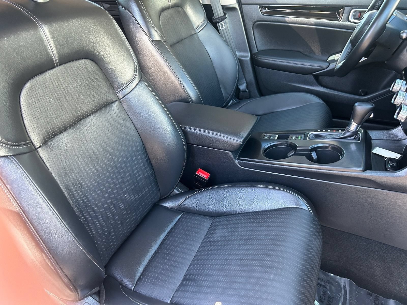 Used 2024 Honda Civic EX-L image 12