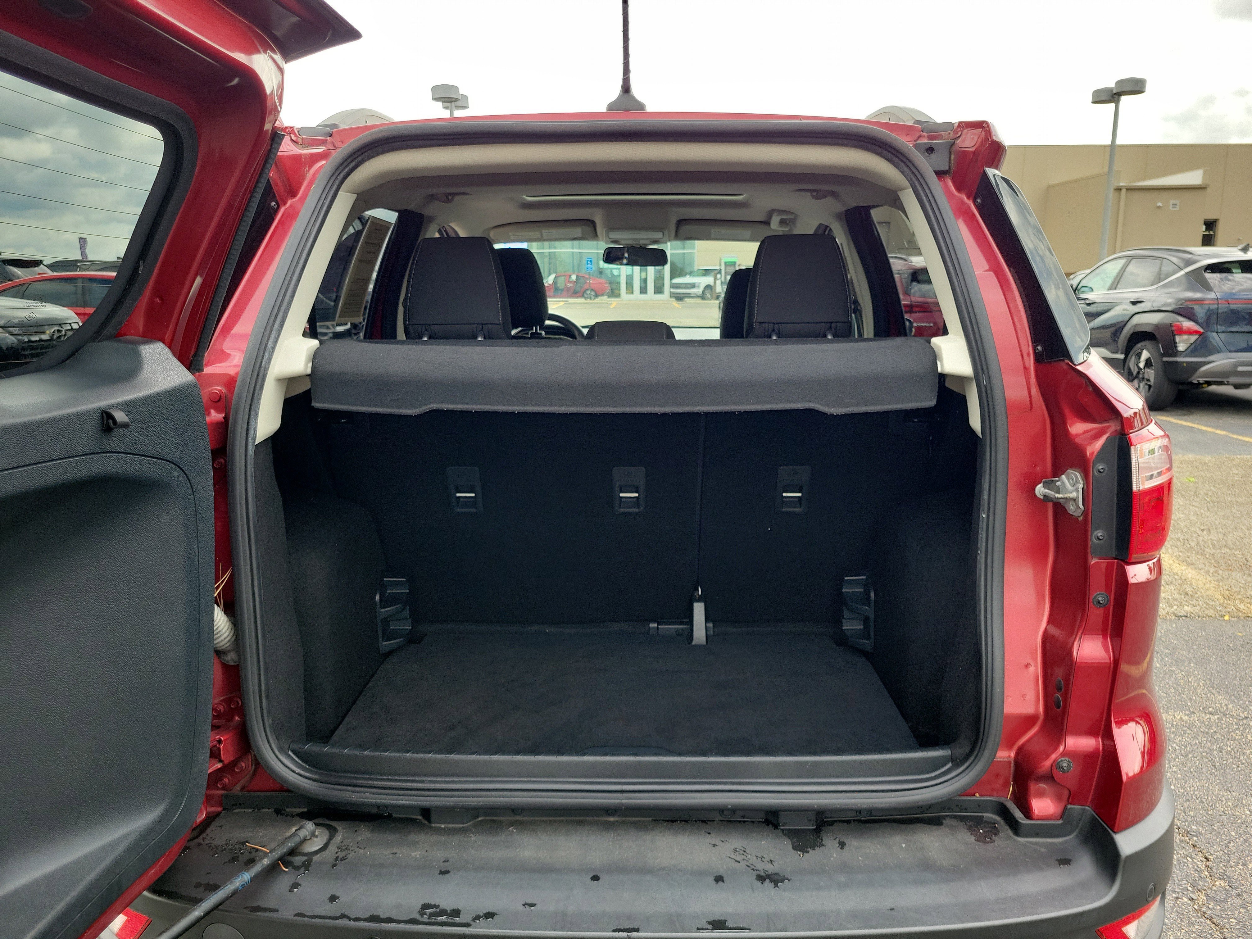 Used 2021 Ford EcoSport SE FWD image 17