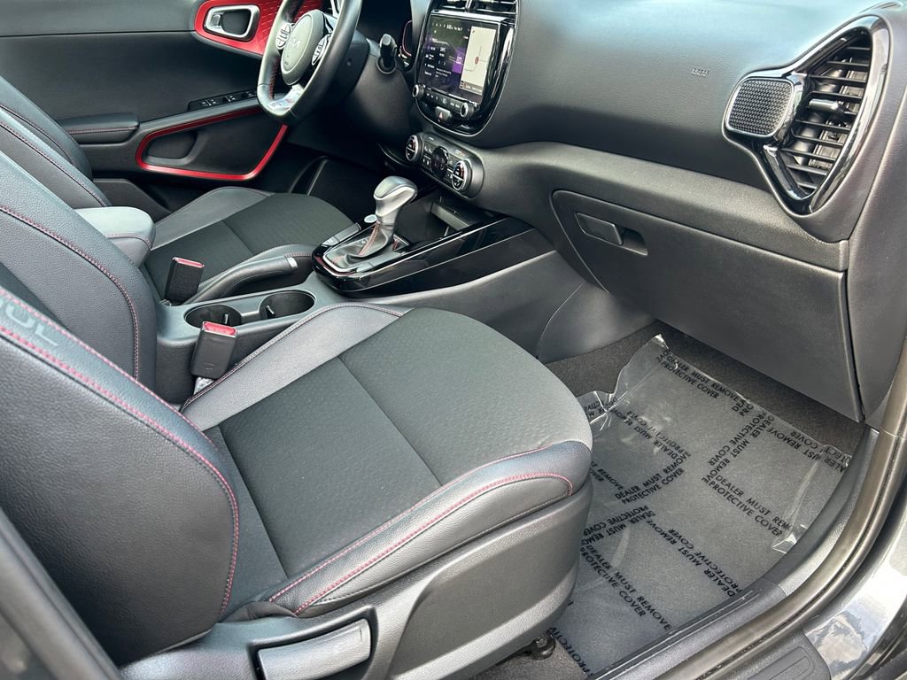 Used 2023 Kia Soul GT-Line image 27