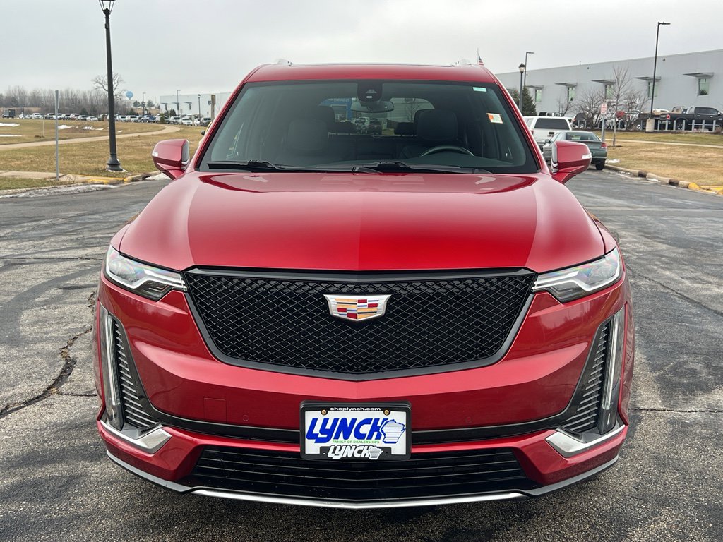 Used 2024 Cadillac XT6 Luxury image 7