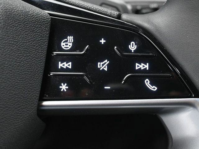 Certified 2025 Audi Q5 Premium w/ Convenience Package image 17