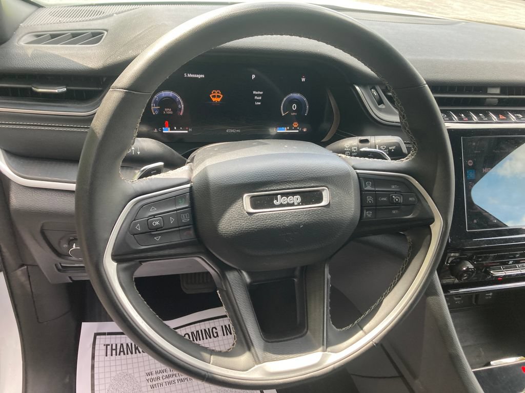 Used 2023 Jeep Grand Cherokee L Laredo w/ Luxury Tech Group I AWD/4WD image 18