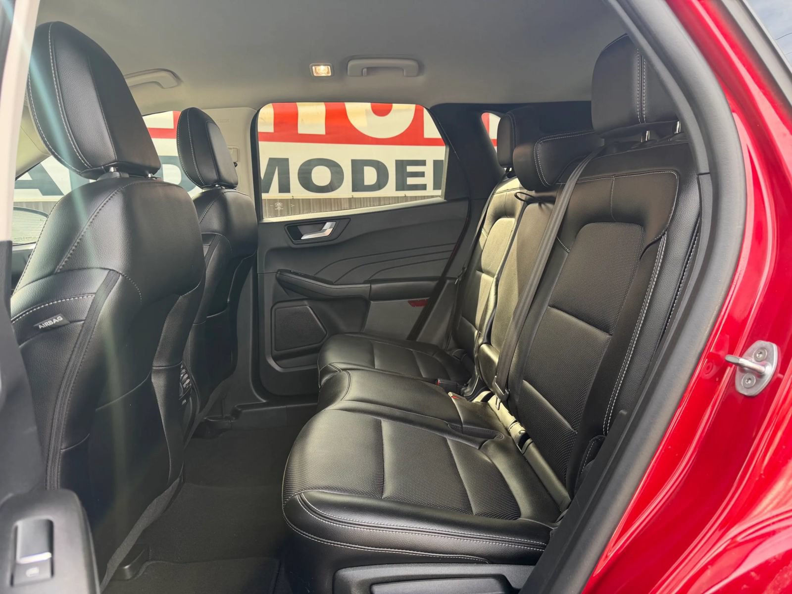 Used 2022 Ford Escape SEL FWD image 10