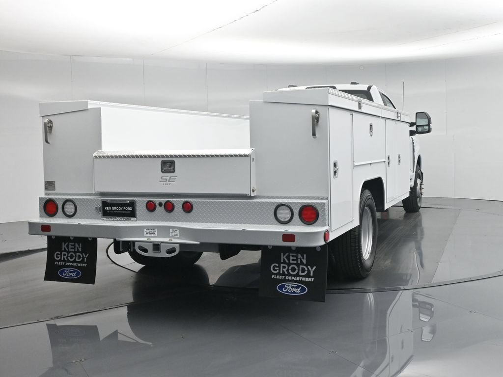 New 2026 Ford F350 XL w/ XL Chrome Package RWD image 59