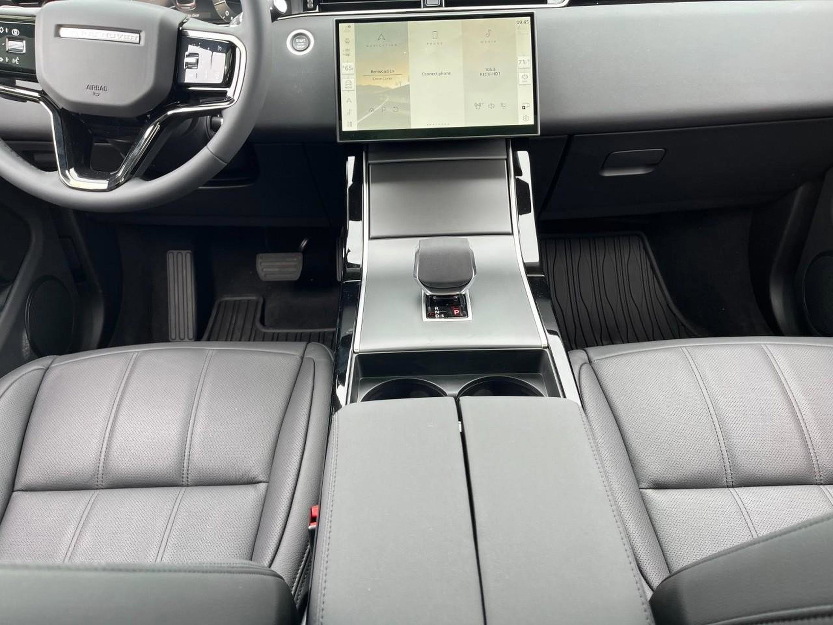 Used 2026 Land Rover Range Rover Evoque S image 18