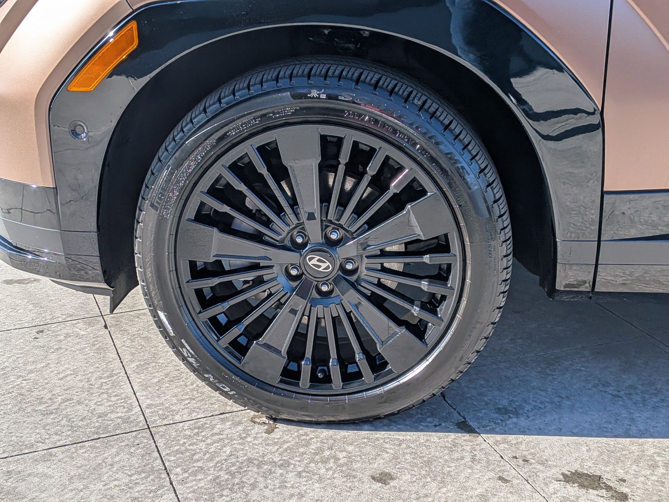 Certified 2024 Hyundai Santa Fe Calligraphy image 12