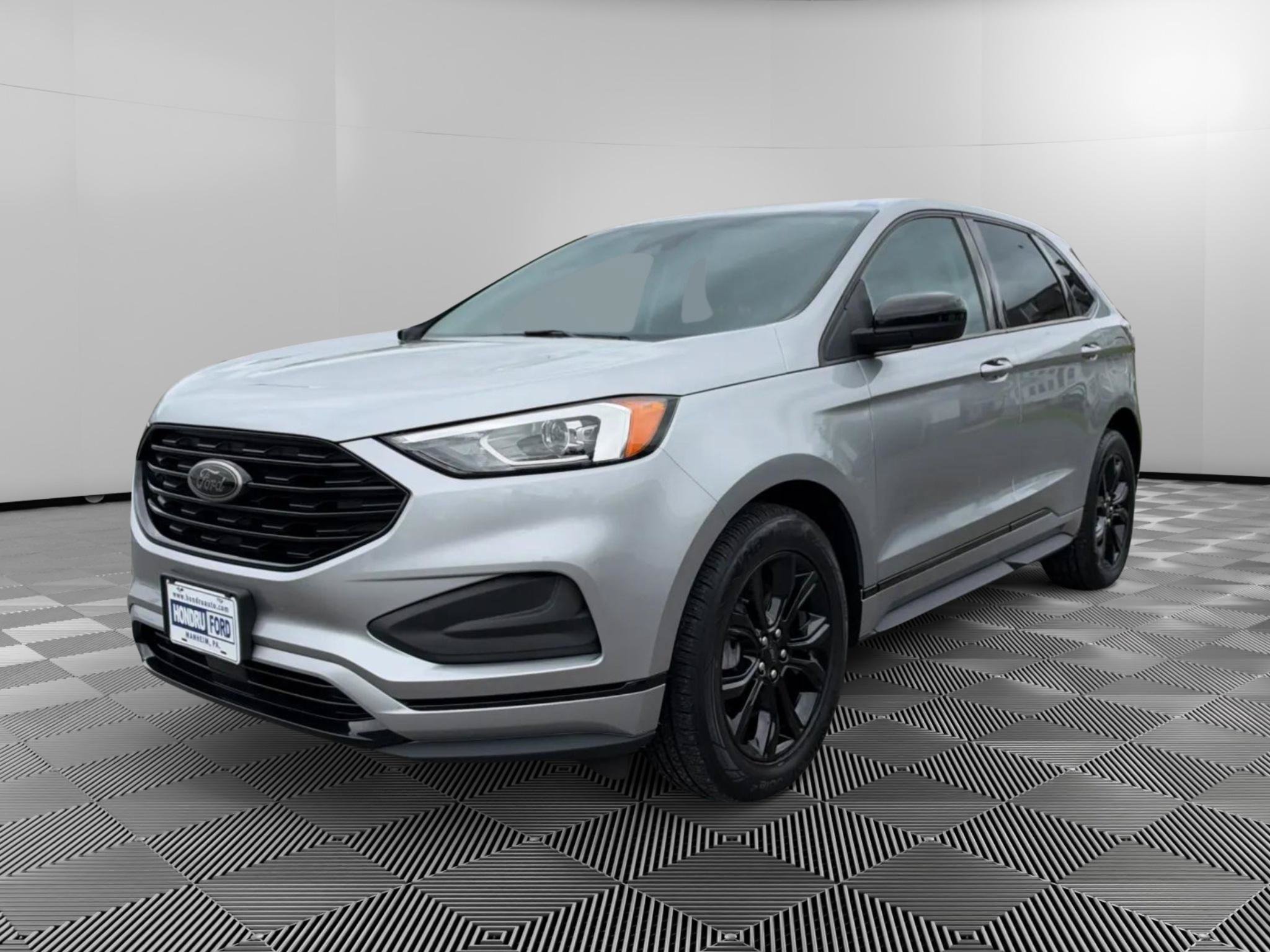 Used 2023 Ford Edge SE w/ Black Appearance Package AWD/4WD image 1