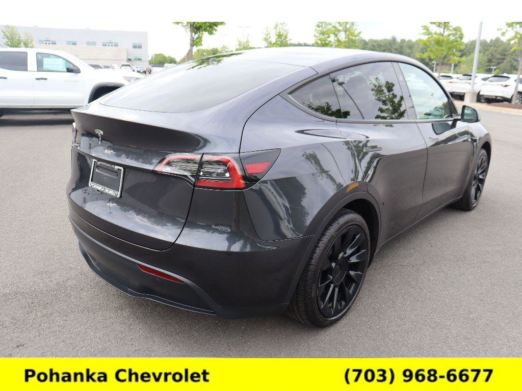 Used 2024 Tesla Model Y Long Range RWD image 7