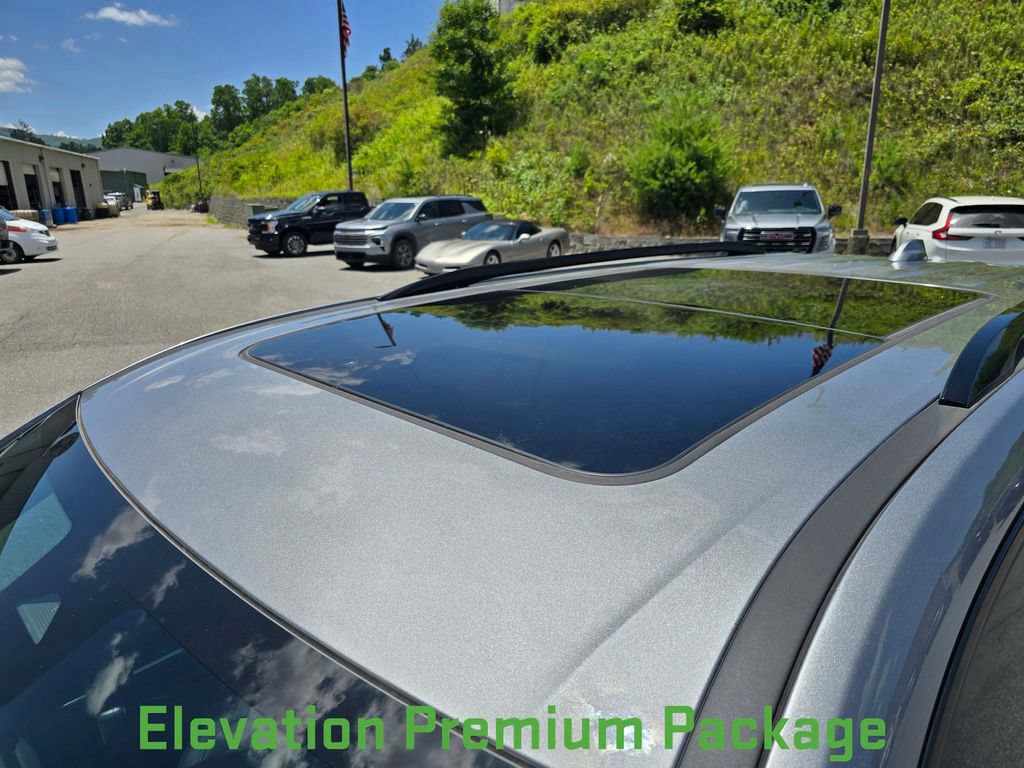 New 2026 GMC Acadia Elevation w/ Black Edition FWD image 24