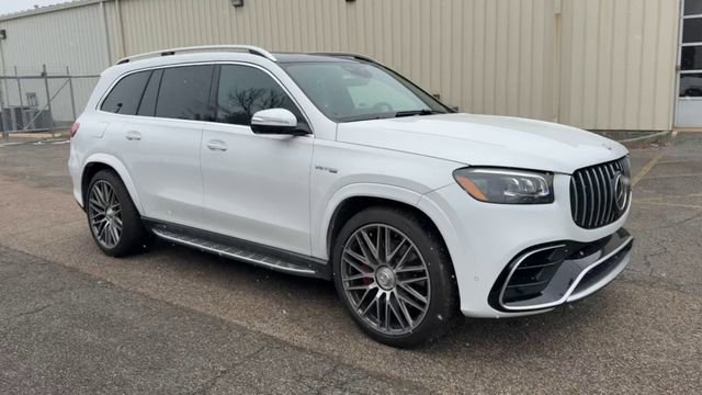 Used 2025 Mercedes-Benz GLS 63 AMG 4MATIC image 4