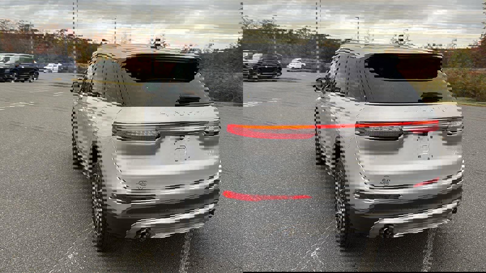 Used 2020 Lincoln Corsair AWD w/ Equipment Group 101A image 9