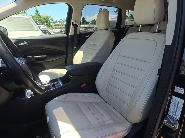 Used 2018 Ford Escape SEL w/ Ford Safe & Smart Package AWD/4WD image 5