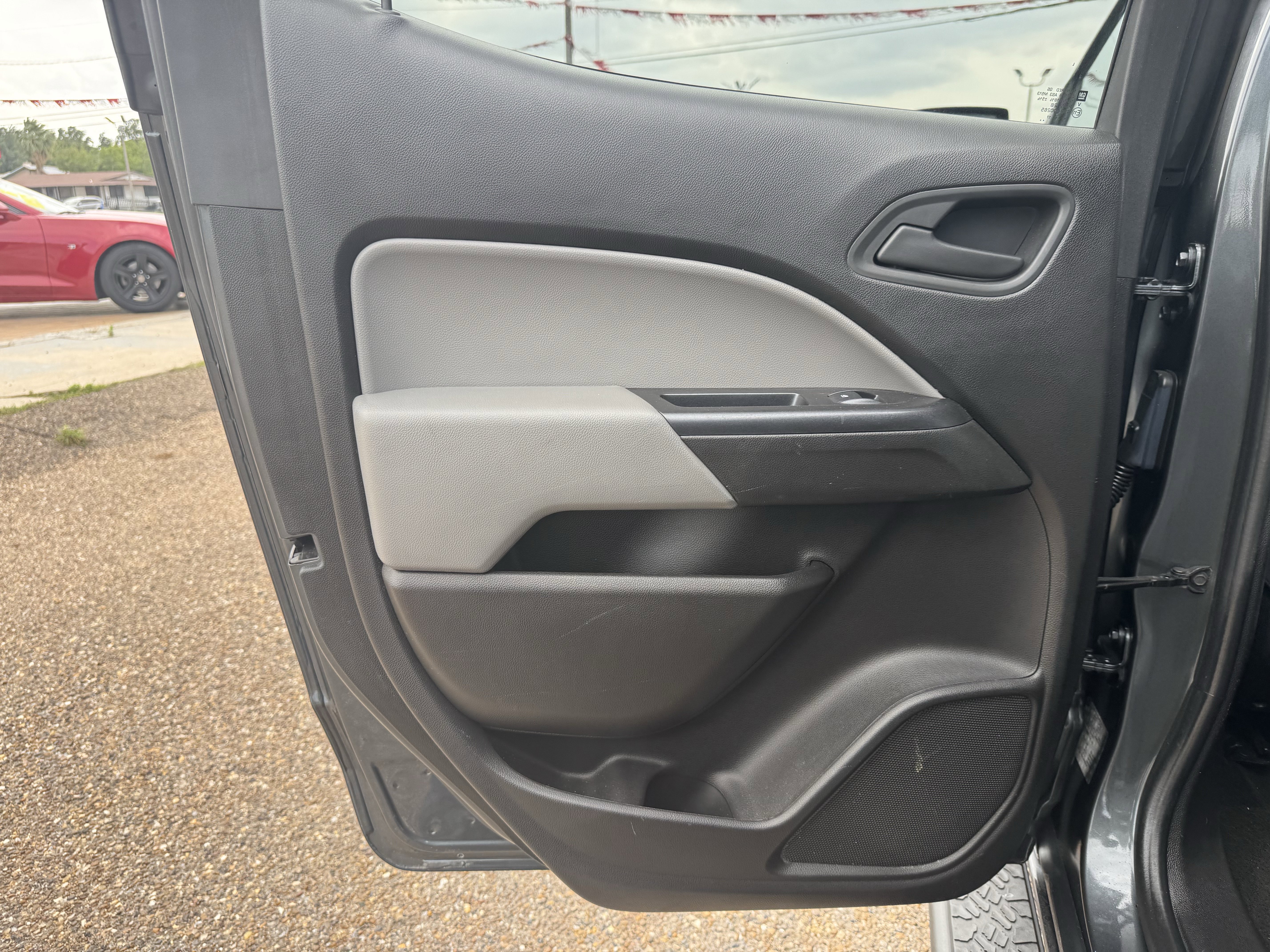 Used 2017 Chevrolet Colorado W/T w/ WT Convenience Package RWD image 24