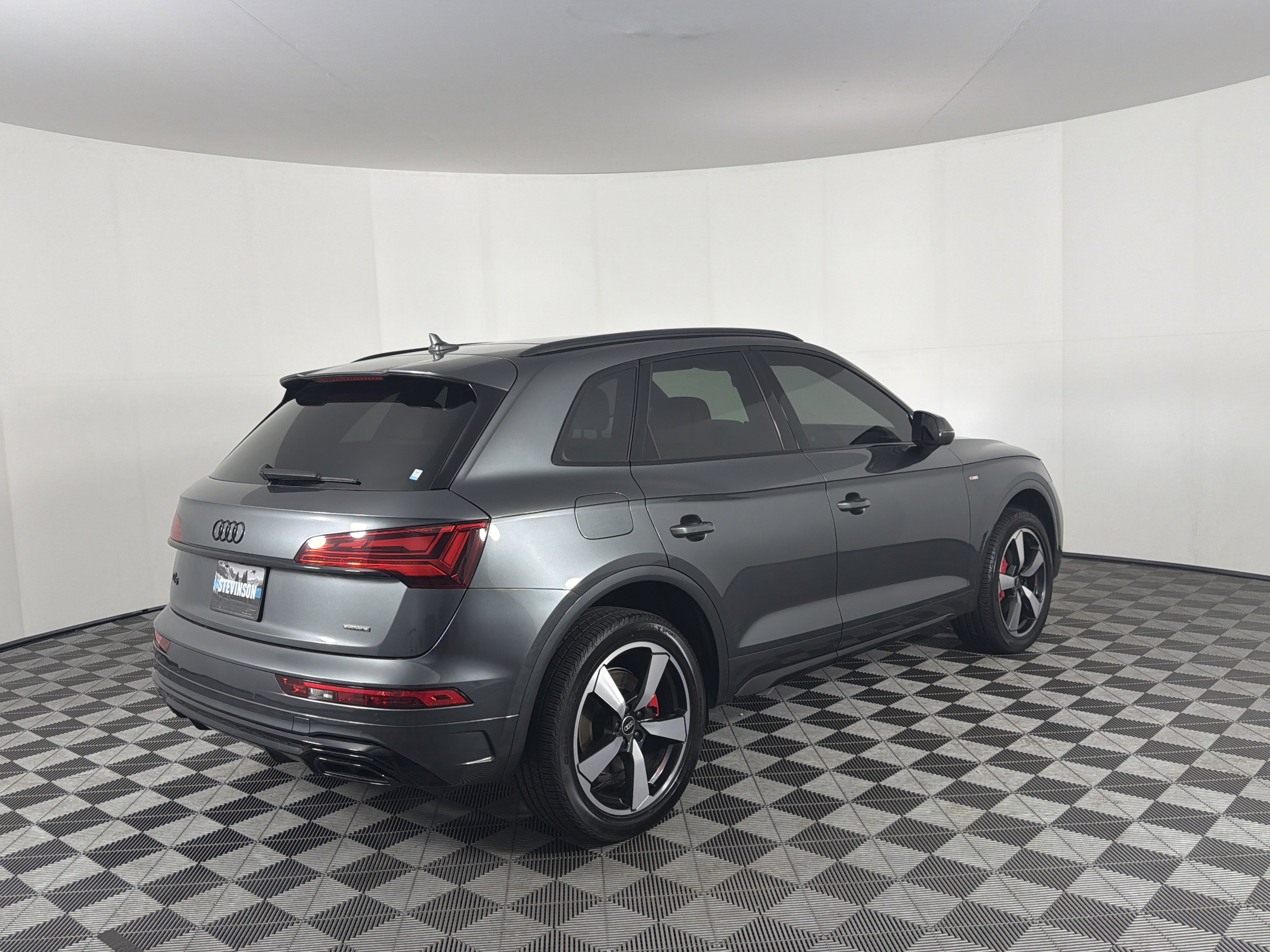 Used 2024 Audi Q5 2.0T Premium Plus w/ Premium Plus Package AWD/4WD image 28