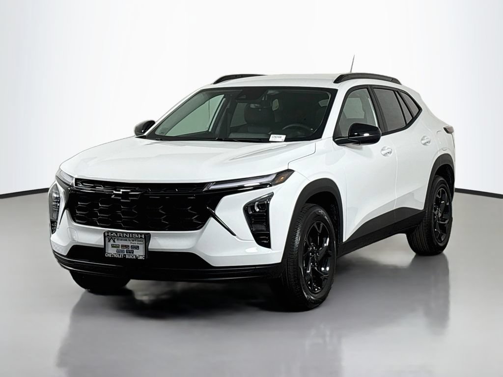 New 2026 Chevrolet Trax LT w/ Driver Confidence Package FWD image 3